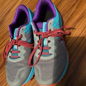 ASICS women’s running shoes